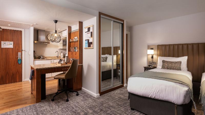 Staybridge By Ihg Апарт-отель 4*
